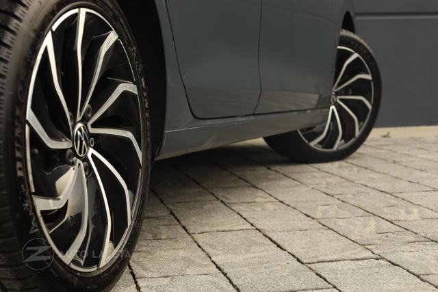 VOLKSWAGEN Golf usata, con Luci diurne LED
