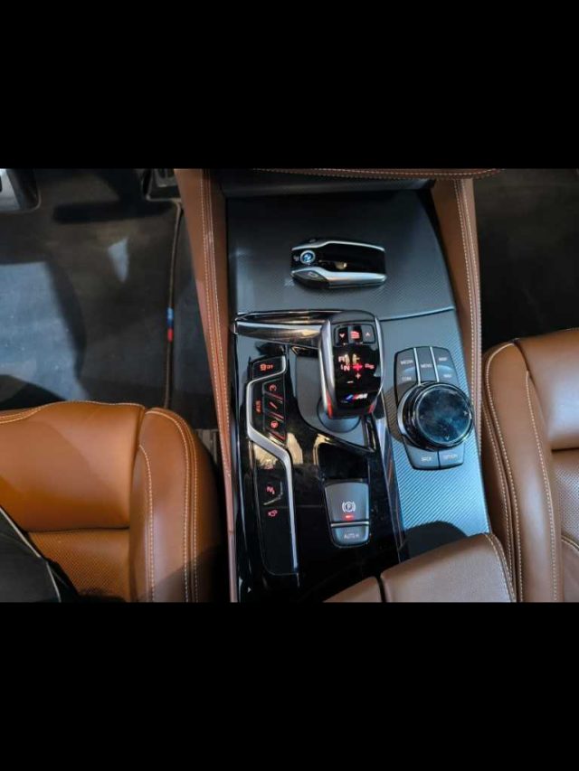 BMW M5 usata, con Bluetooth