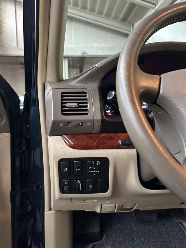 TOYOTA Land Cruiser usata, con Sedili riscaldati