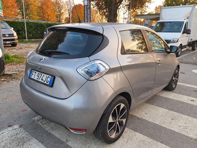 RENAULT ZOE usata, con Autoradio