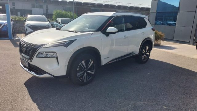 NISSAN X-Trail usata, con Autoradio