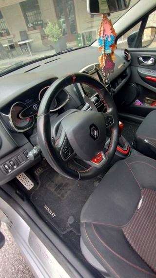 RENAULT Clio usata, con Sedili sportivi
