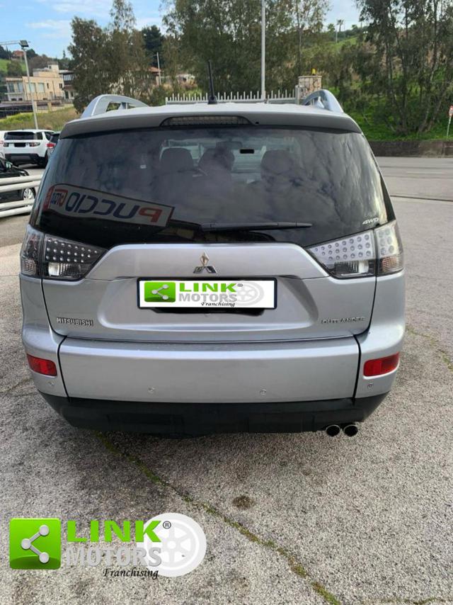 MITSUBISHI Outlander usata, con Isofix