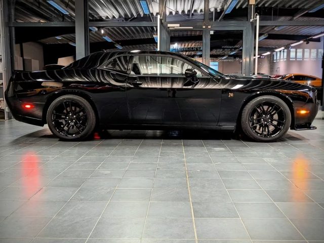 DODGE Challenger usata, con Boardcomputer