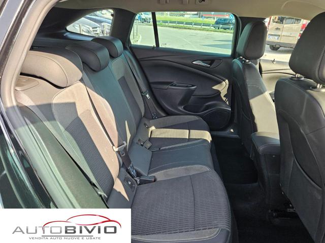 OPEL Astra usata, con Sedile posteriore sdoppiato