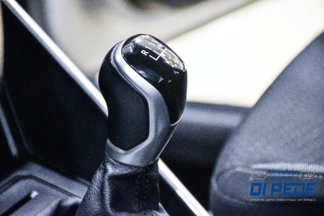 VOLKSWAGEN Taigo usata, con Autoradio digitale