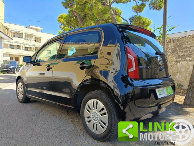 VOLKSWAGEN up! usata, con Autoradio