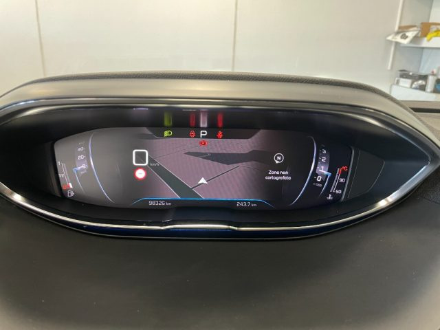 PEUGEOT 3008 usata, con Fari Xenon