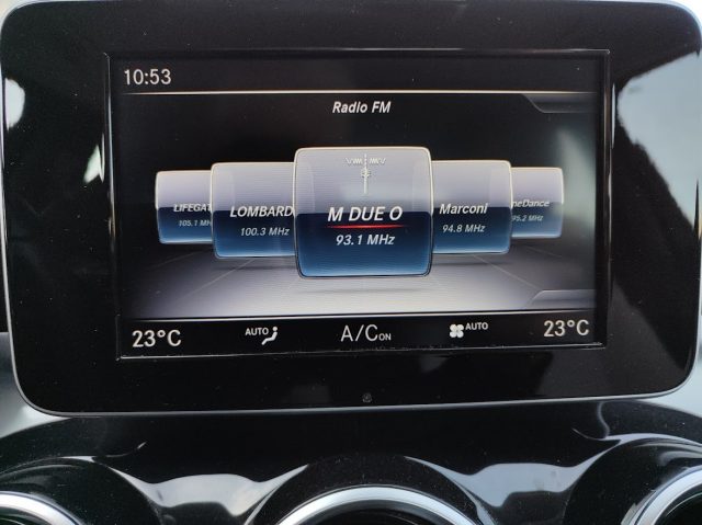MERCEDES-BENZ C 180 usata, con Fari LED