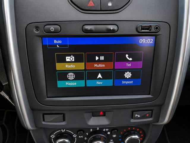 DACIA Duster usata, con Cruise Control
