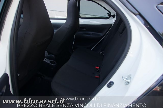 TOYOTA Aygo X usata 11