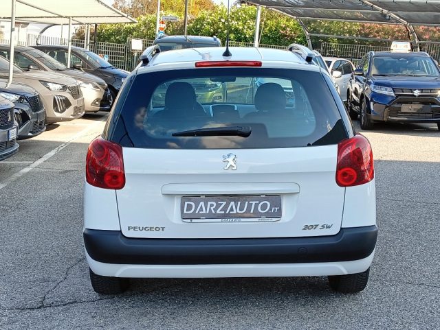PEUGEOT 207 usata, con Sensori di parcheggio posteriori