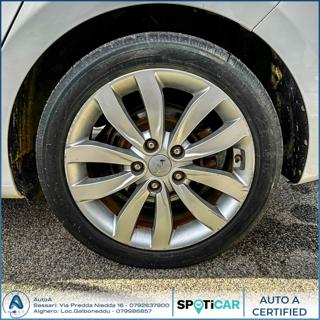 KIA Carens usata 34