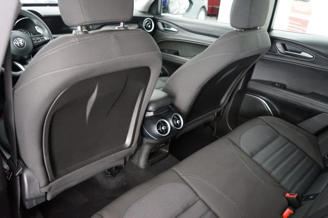 ALFA ROMEO Stelvio usata, con Touch screen