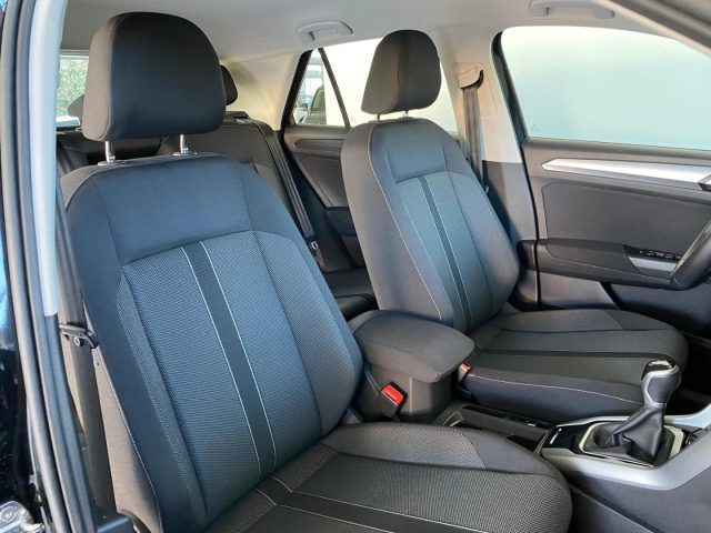 VOLKSWAGEN T-Roc usata, con Autoradio
