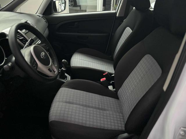 KIA Venga usata, con Alzacristalli elettrici