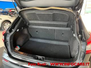 NISSAN Qashqai usata, con USB