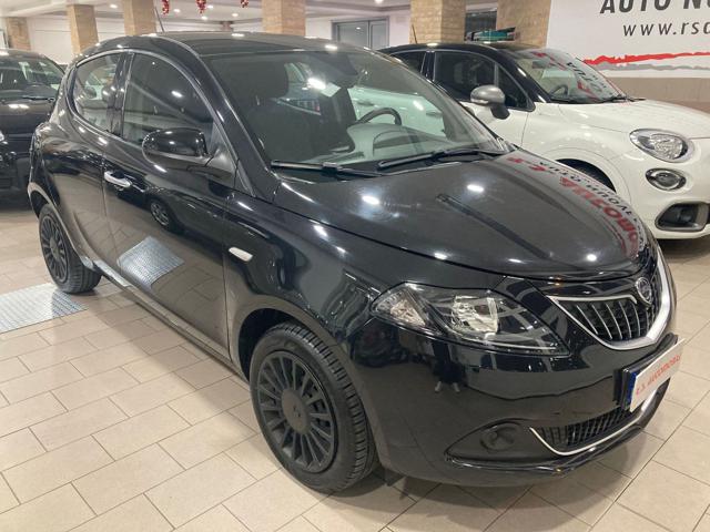LANCIA Ypsilon usata, con Airbag