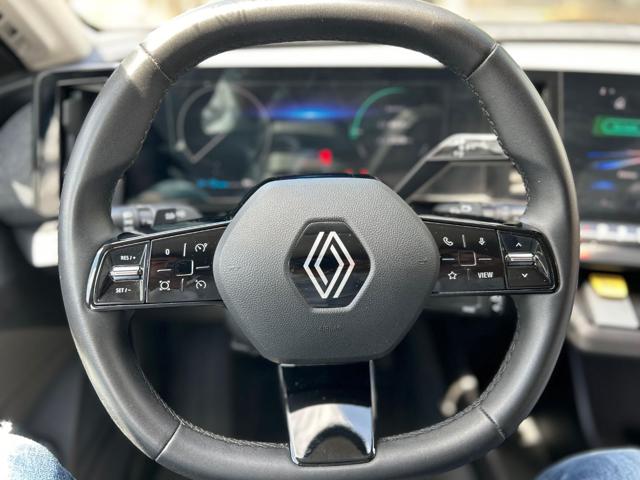 RENAULT Megane usata, con Alzacristalli elettrici