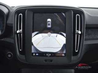 VOLVO XC40 usata 13
