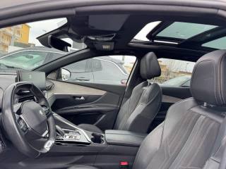 PEUGEOT 3008 usata, con USB