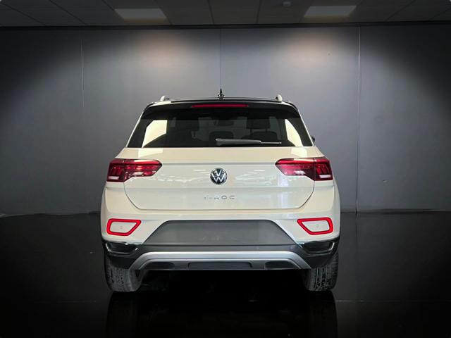 VOLKSWAGEN T-Roc usata, con Autoradio