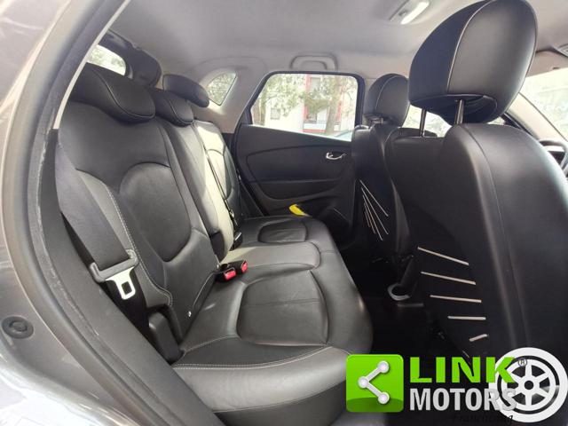 RENAULT Captur usata, con Touch screen