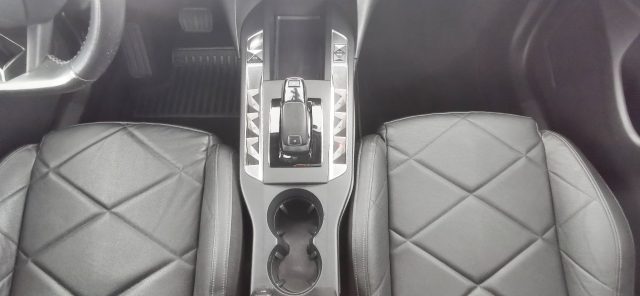 DS AUTOMOBILES DS 3 Crossback usata, con Sensori di parcheggio anteriori