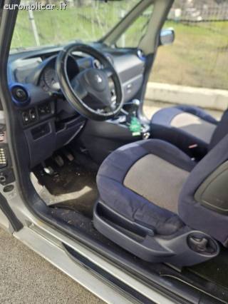 PEUGEOT 1007 usata, con Airbag Passeggero