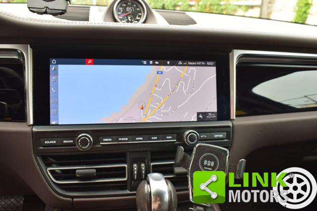 PORSCHE Macan usata, con Tettuccio apribile