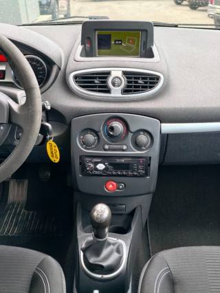 RENAULT Clio usata, con Controllo trazione