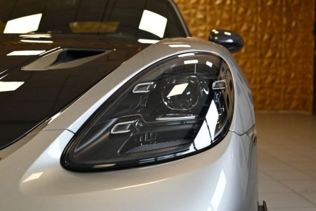 PORSCHE 718 Spyder usata 15