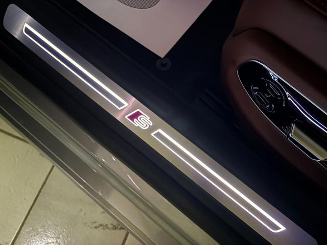 AUDI A8 usata, con Freno di stazionamento elettrico