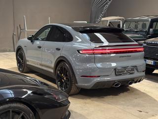 PORSCHE Cayenne usata, con Autoradio