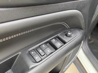 JEEP Compass usata, con Autoradio digitale