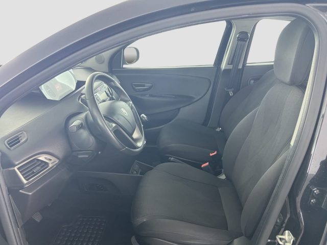 LANCIA Ypsilon usata 8
