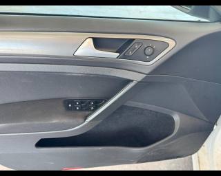 VOLKSWAGEN Golf usata, con Controllo trazione