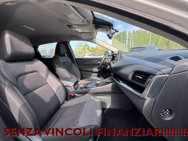 NISSAN Qashqai usata, con Boardcomputer