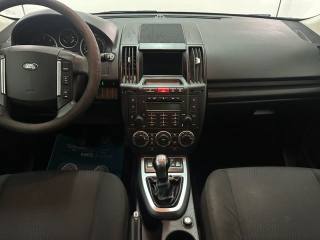 LAND ROVER Freelander usata, con Sensori di parcheggio anteriori