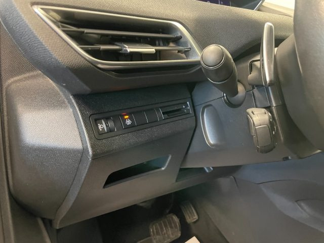 PEUGEOT 3008 usata, con Specchietti laterali elettrici