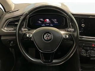 VOLKSWAGEN T-Roc usata, con USB
