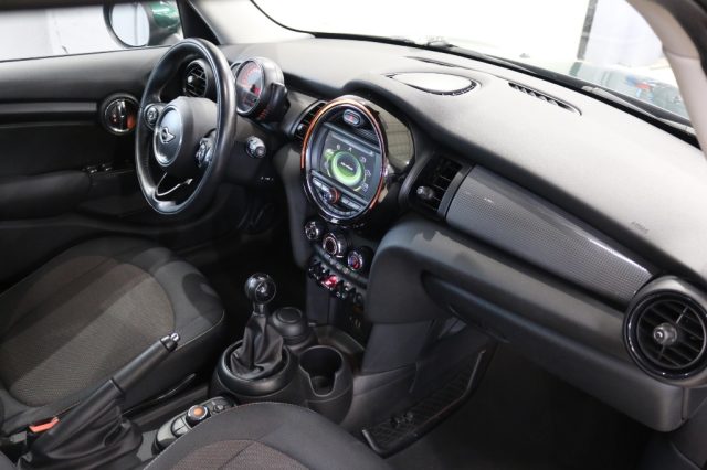 MINI One usata, con Sensori di parcheggio posteriori