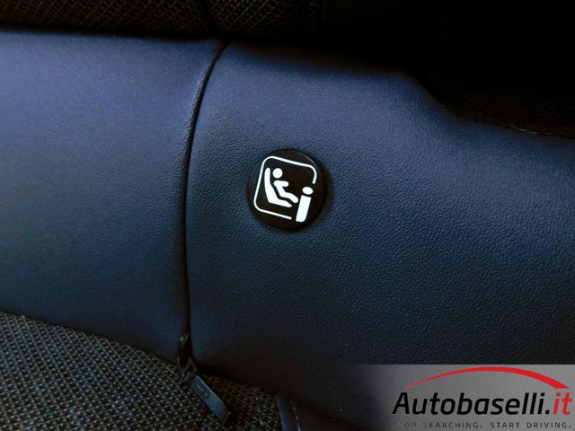 PEUGEOT 2008 usata, con Specchietto retrovisore con funzione antiabbagliamento