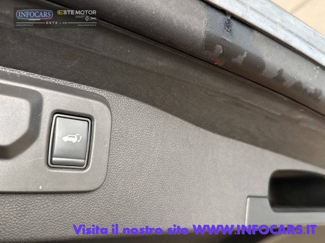 RENAULT Austral usata, con Bracciolo