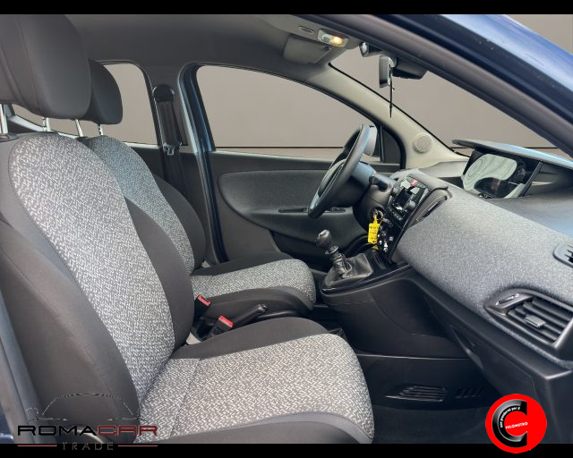 LANCIA Ypsilon usata 16