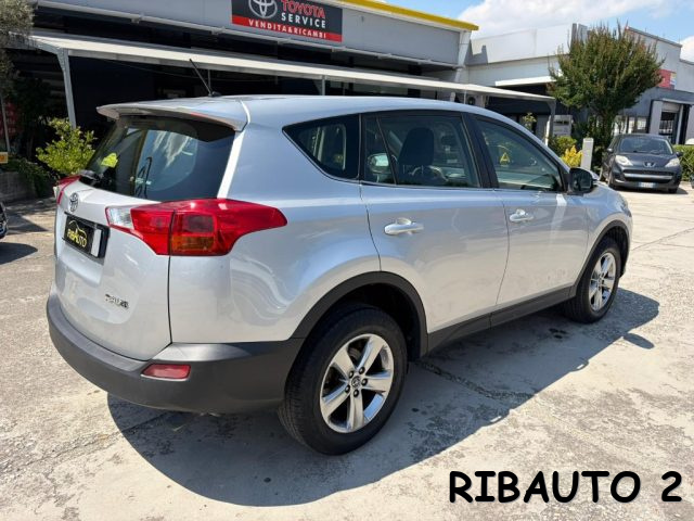 TOYOTA RAV 4 usata, con Fendinebbia