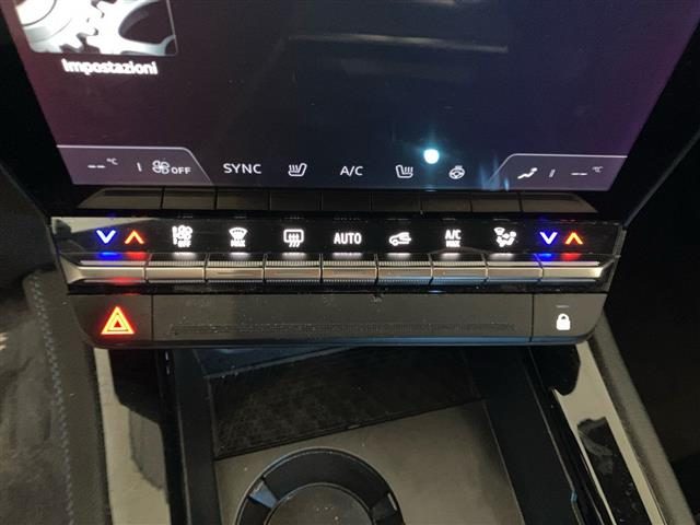 RENAULT Austral usata, con Isofix