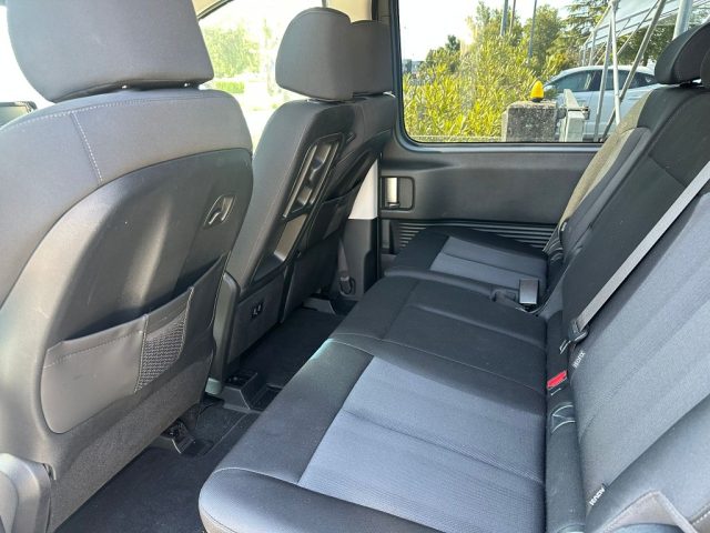 HYUNDAI Staria usata, con Controllo automatico clima