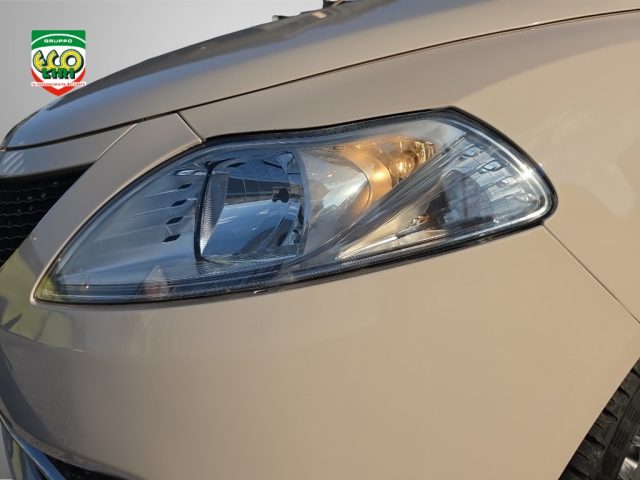 LANCIA Ypsilon usata, con Servosterzo