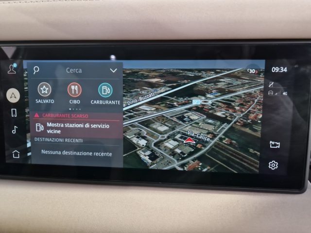 LAND ROVER Defender usata, con Park Distance Control